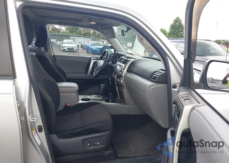 2010 Toyota 4Runner Sr5/Limited/Trail из США, поврежденный, VIN JTEBU5JR0A5030297